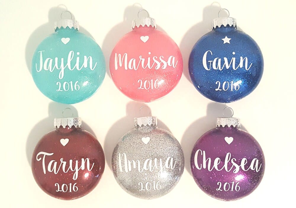 https://candywrapperstore.com/cdn/shop/products/3-inch-glitter-personalized-christmas-ornament-3inchglitterornament-33442781593758.jpg?v=1691054233&width=1445