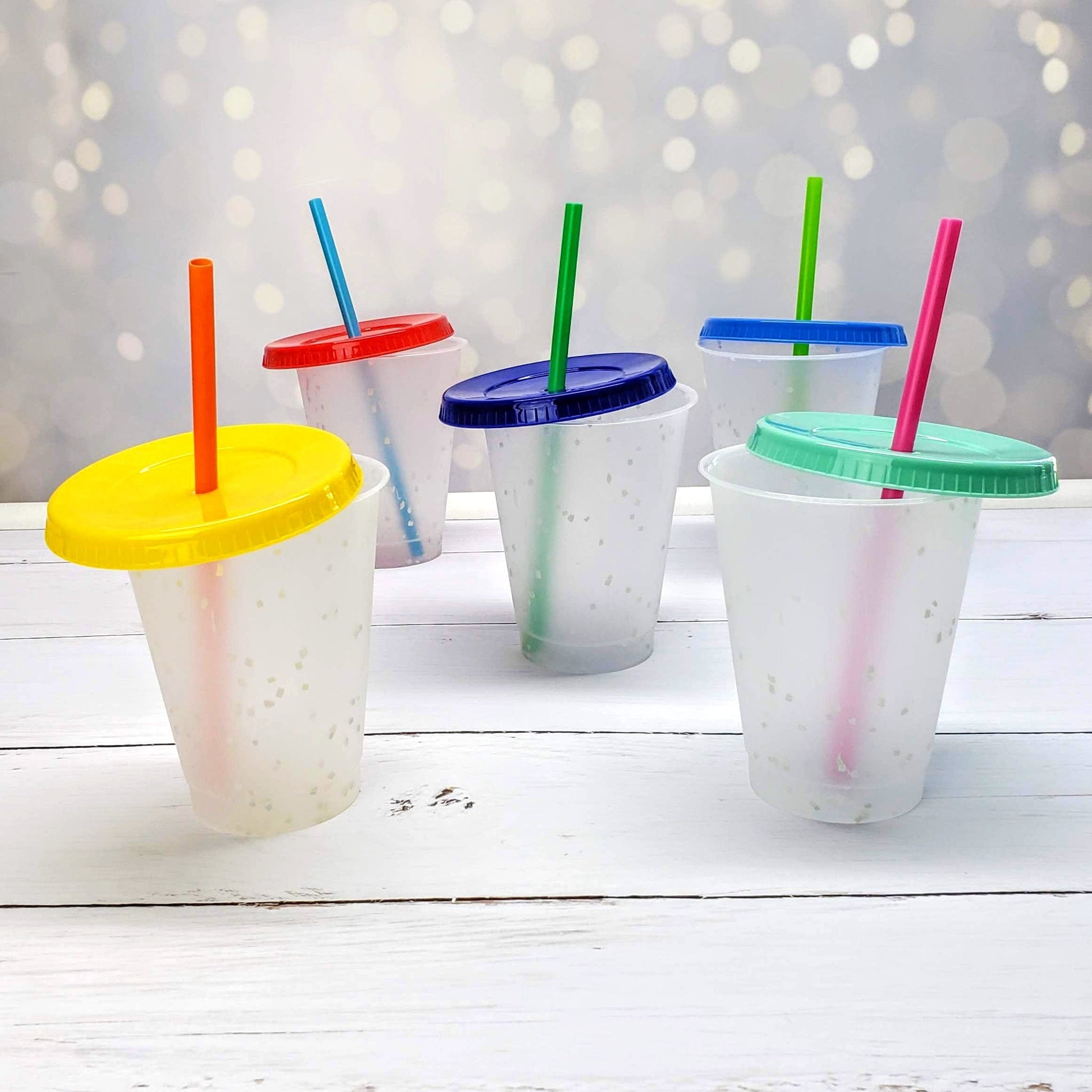 Set of 5 Confetti Color Changing Kids Cups with Colored Lids and Straws - 16oz Mini Cups Candy Wrapper Store