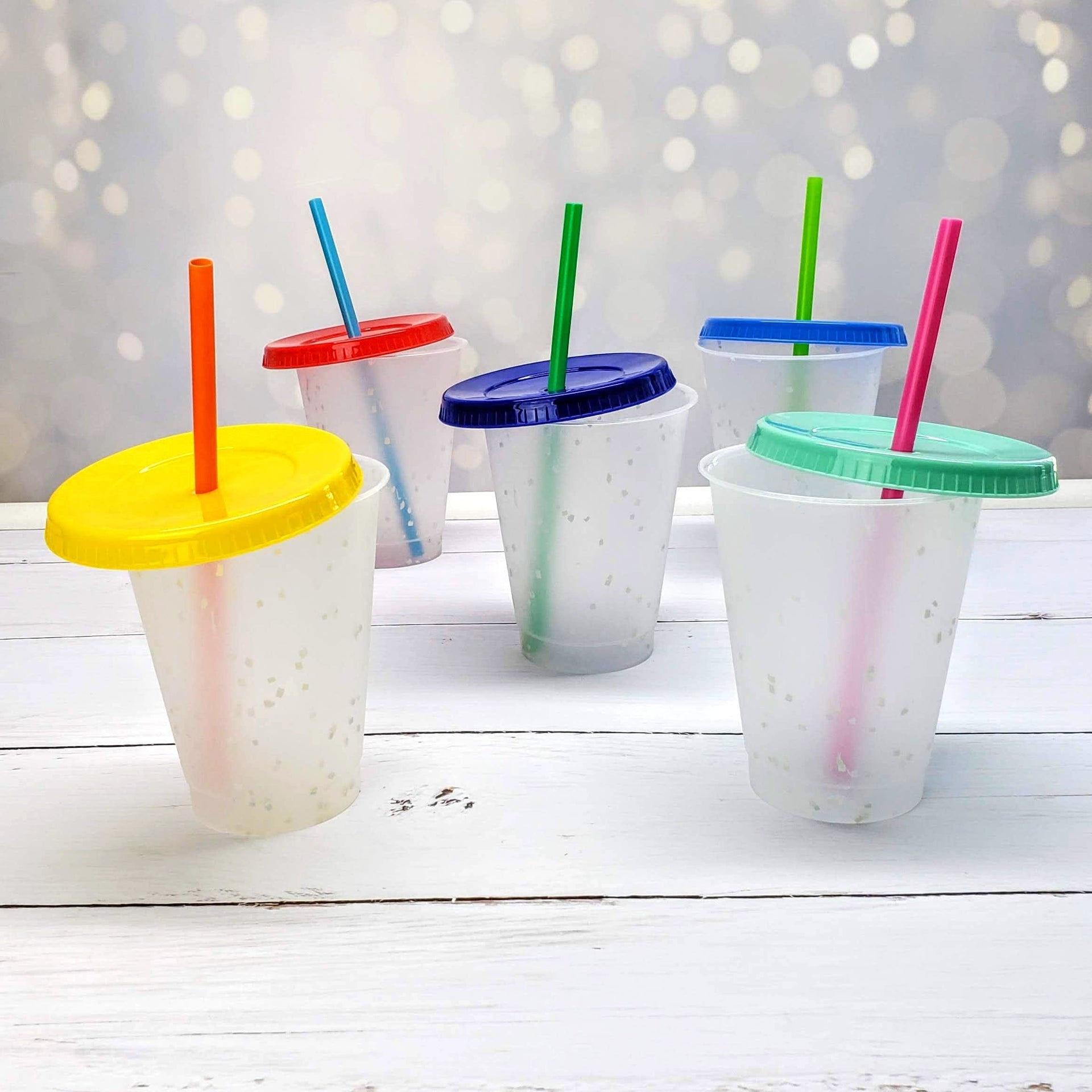 Set of 5 Confetti Color Changing Kids Cups with Colored Lids and Straw –  Candy Wrapper Store